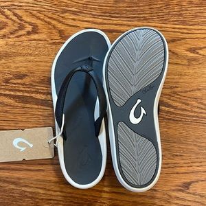 Olukai  Kapehe Sandals Flip Flops